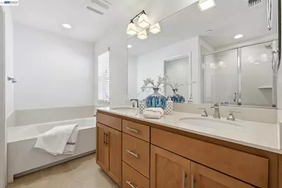 8553 Schooner Way, Newark, CA 94560 - Photo 25