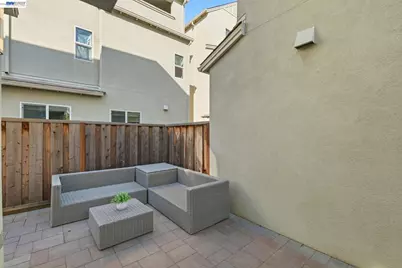 8553 Schooner Way, Newark, CA 94560 - Photo 39