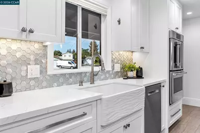 3875 Logan Ct, Concord, CA 94519 - Photo 9