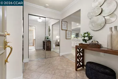 3341 Tice Creek Dr #5, Walnut Creek, CA 94595 - Photo 5