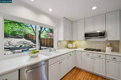 169 Natalie Dr, Moraga, CA 94556 - Photo 11