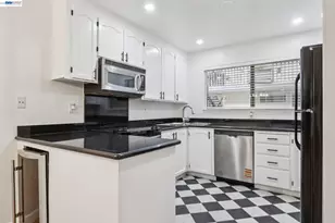 99 Cleaveland Rd, Pleasant Hill, CA 94523 - Photo 13