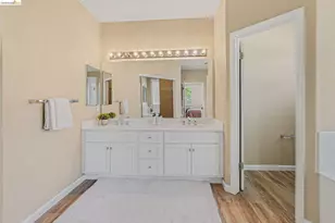 117 Lees Pl, Martinez, CA 94553 - Photo 17