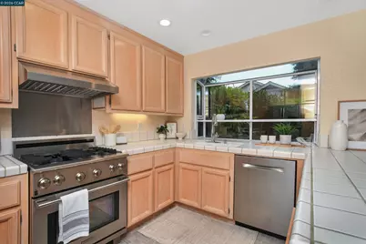 508 Valley View Court, Martinez, CA 94553 - Photo 11