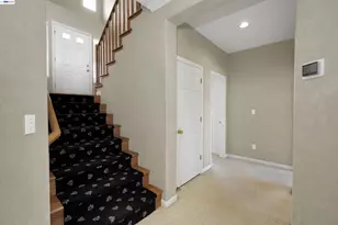 5810 Gold Creek Dr, Castro Valley, CA 94552 - Photo 25