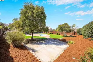 5810 Gold Creek Dr, Castro Valley, CA 94552 - Photo 41