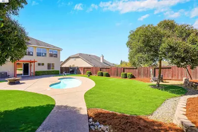 5810 Gold Creek Dr, Castro Valley, CA 94552 - Photo 45