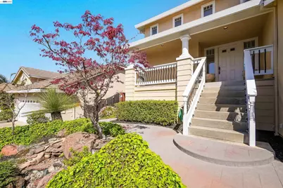 5810 Gold Creek Dr, Castro Valley, CA 94552 - Photo 3