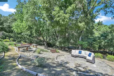 975 Calle Verde, Martinez, CA 94553 - Photo 45