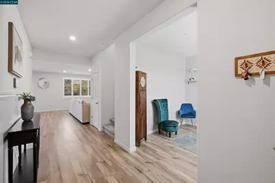 1655 Apricot Ct, Dixon, CA 95620 - Photo 5