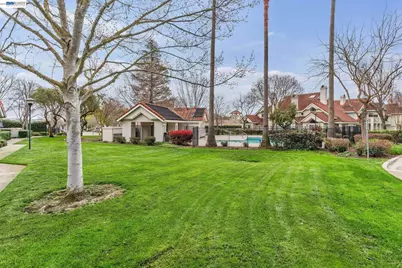 7265 Cronin Cir, Dublin, CA 94568 - Photo 23