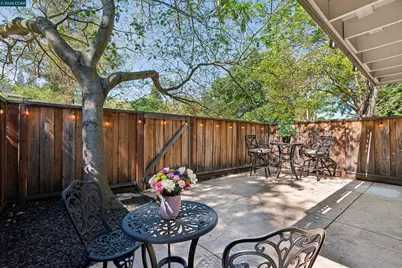 90 Laurel Dr, Danville, CA 94526 - Photo 19