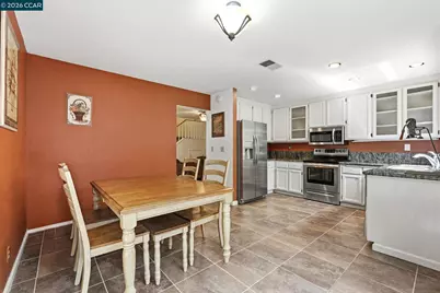 54 Garden View Ln, Pleasant Hill, CA 94523 - Photo 17