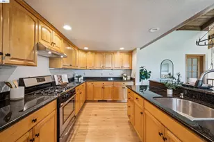 471 Ridgeview Dr, Pleasant Hill, CA 94523 - Photo 15