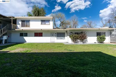 132 18th St, Merced, CA 95340 - Photo 7