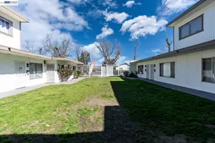 132 18th St, Merced, CA 95340 - Photo 9