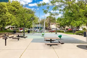 2542 Camara Cir, Concord, CA 94520 - Photo 9