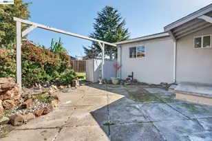 15524 Montreal St, San Leandro, CA 94579 - Photo 25