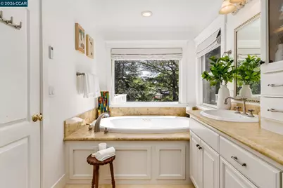 2490 Lunada Ln, Alamo, CA 94507 - Photo 27