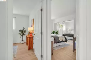 2164 La Mirada Dr, El Sobrante, CA 94803 - Photo 17