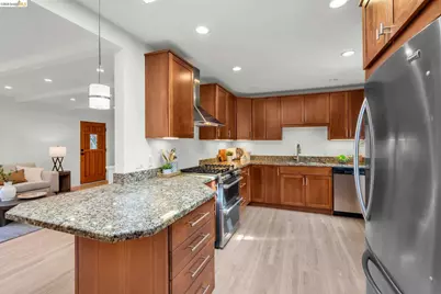 2164 La Mirada Drive, El Sobrante, CA 94803 - Photo 7