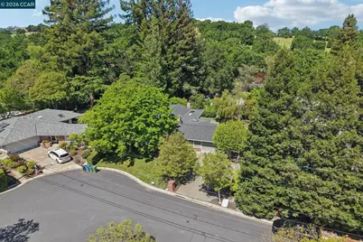 3394 Santa Maria Ct, Lafayette, CA 94549 - Photo 55