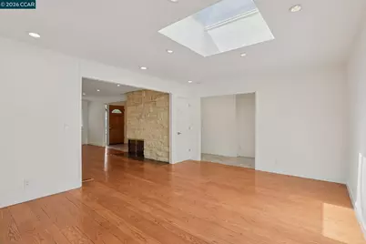 3394 Santa Maria Ct, Lafayette, CA 94549 - Photo 9