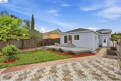 1657 162nd Ave, Ashland, CA 94578 - Photo 21