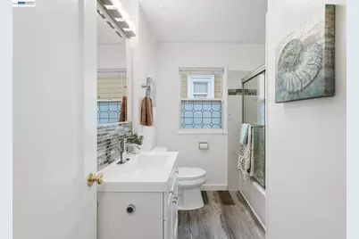 1657 162nd Ave, Ashland, CA 94578 - Photo 11