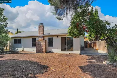 2121 Apricot Court, Pittsburg, CA 94565 - Photo 19