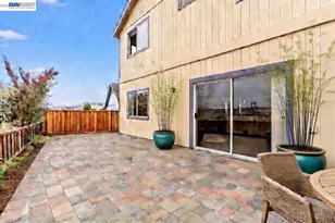104 Bridgeview Ct, Crockett, CA 94525 - Photo 9
