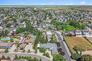 131 Loren Ln, Oakley, CA 94561 - Photo 39