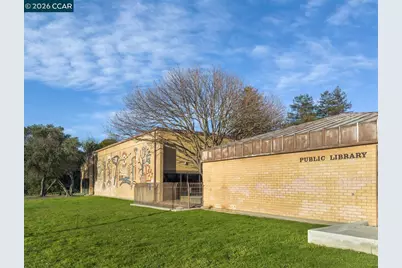 2419 Hill View Ln, Pinole, CA 94564 - Photo 57