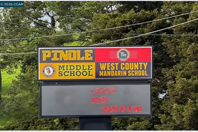 2419 Hill View Ln, Pinole, CA 94564 - Photo 59