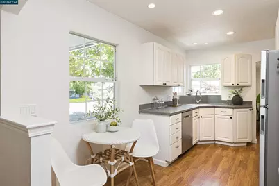 2140 5th Ave, Concord, CA 94518 - Photo 11