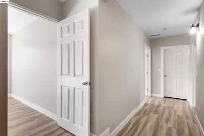 2102 Overhill Rd, Concord, CA 94520 - Photo 15