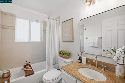 2313 Panoramic Dr, Concord, CA 94520 - Photo 35