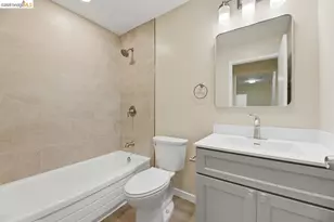 811 York St, Oakland, CA 94610 - Photo 29