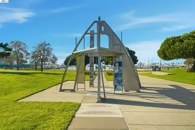 15 Marina Lakes Drive, Richmond, CA 94804 - Photo 29