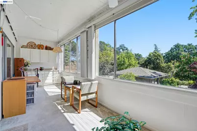 1732 Oakmont Dr #4, Walnut Creek, CA 94595 - Photo 23