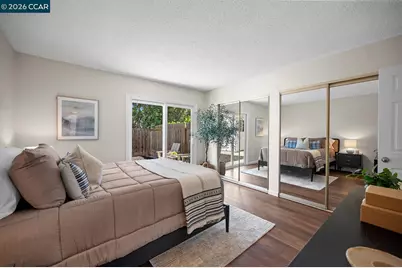 425 Glacier Dr, Martinez, CA 94553 - Photo 15