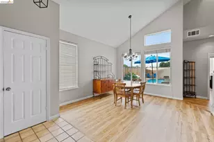 2218 Newport Ct, Discovery Bay, CA 94505 - Photo 7