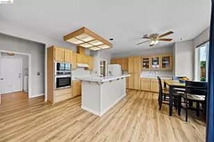 2218 Newport Ct, Discovery Bay, CA 94505 - Photo 13