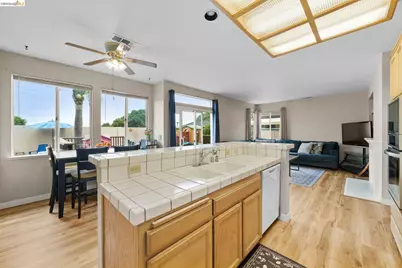 2218 Newport Ct, Discovery Bay, CA 94505 - Photo 39