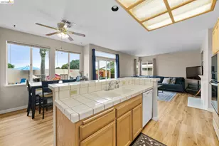 2218 Newport Ct, Discovery Bay, CA 94505 - Photo 39