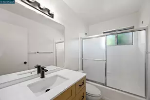 36 Miramonte Dr, Moraga, CA 94556 - Photo 13