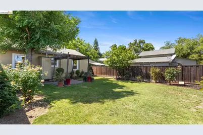 345 Carlton Way, Tracy, CA 95376 - Photo 19