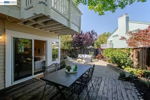 31 Oak Park Dr, Alameda, CA 94502 - Photo 17