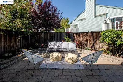 31 Oak Park Dr, Alameda, CA 94502 - Photo 19