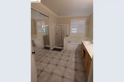 6529 Brook Hollow Cir, Stockton, CA 95219 - Photo 7